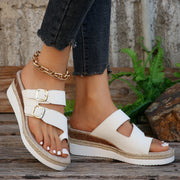 Slippers for women fashionable for outdoor wear